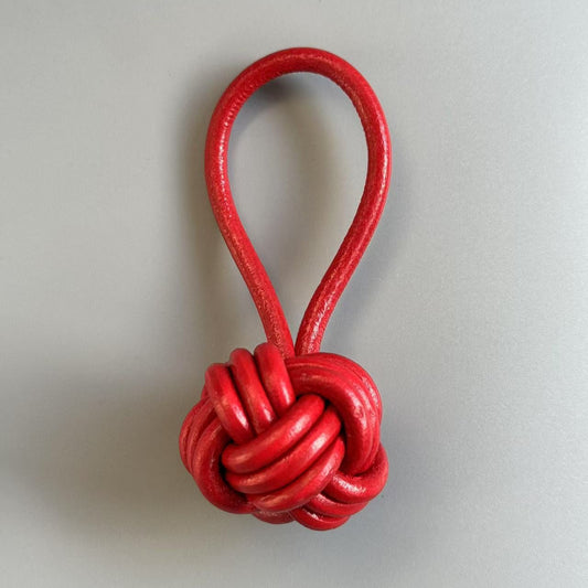 Knit Ball Leather Keyring in Red